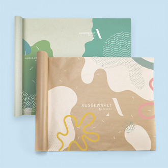 Geschenkpapier auf Rolle mit Zusatzfarbe Weiß bedruckt
