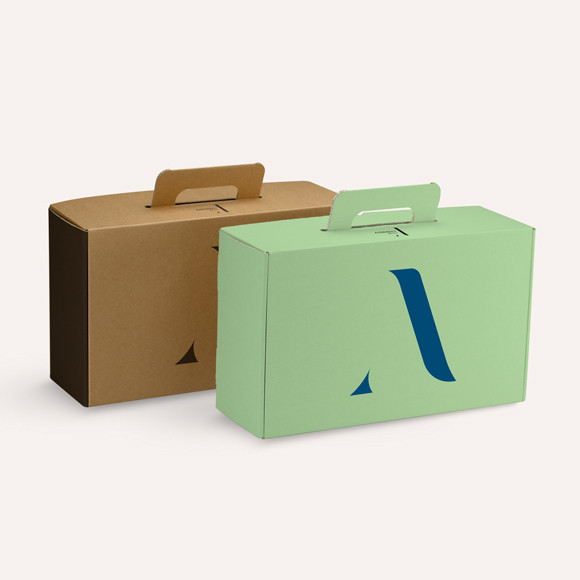 Nachhaltiger Koffer für Geschenke individuell bedrucken