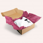 Geschenke verpacken mit weinrotem Seidenpapier